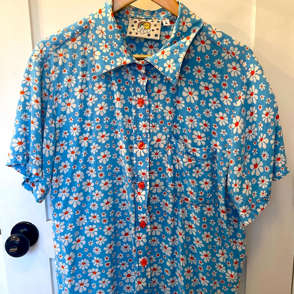 Big Bud Press Daisy Button-Up. Size Large.